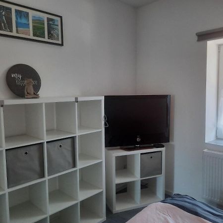 Exklusive Wohnoase mit 3 Schlafzimmern und großem Balkon in toller Lage von Melsungen Exterior foto