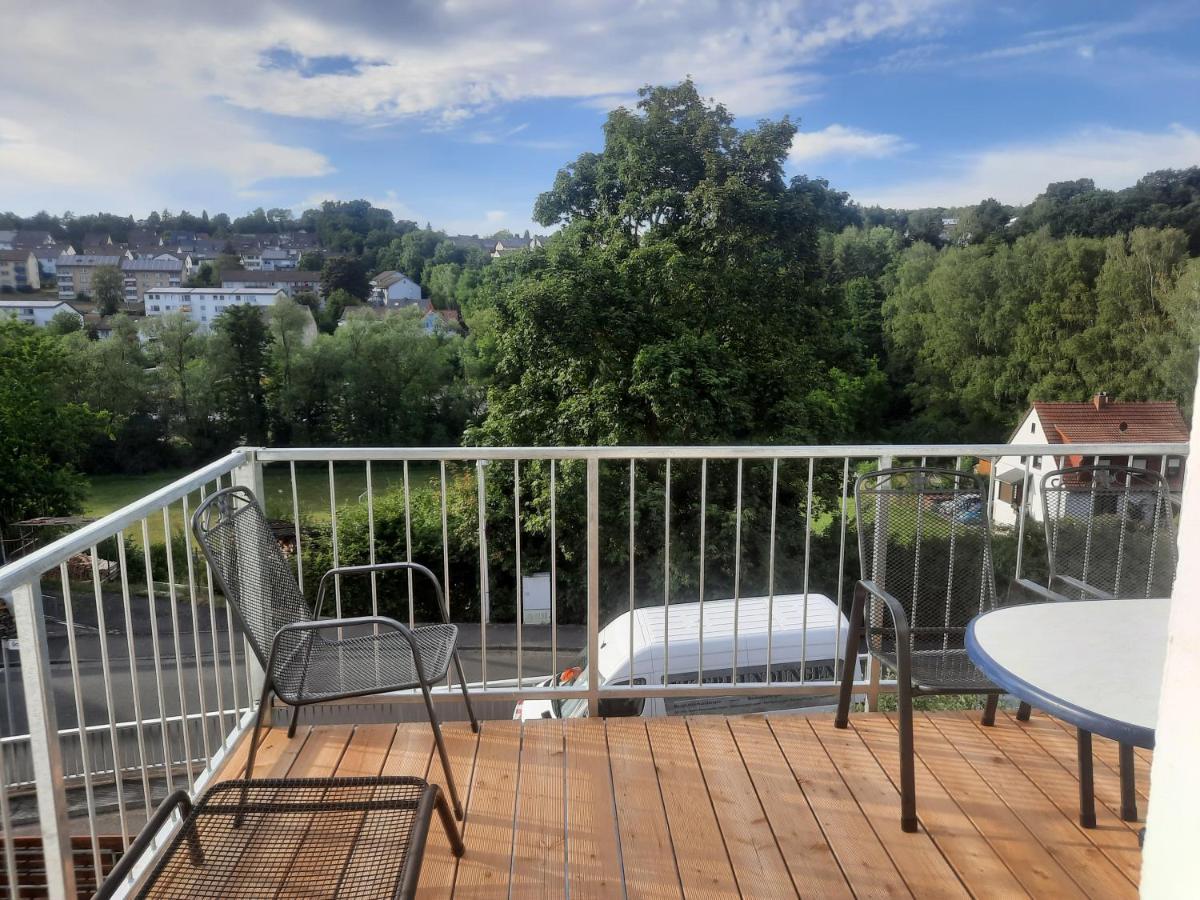 Exklusive Wohnoase mit 3 Schlafzimmern und großem Balkon in toller Lage von Melsungen Exterior foto