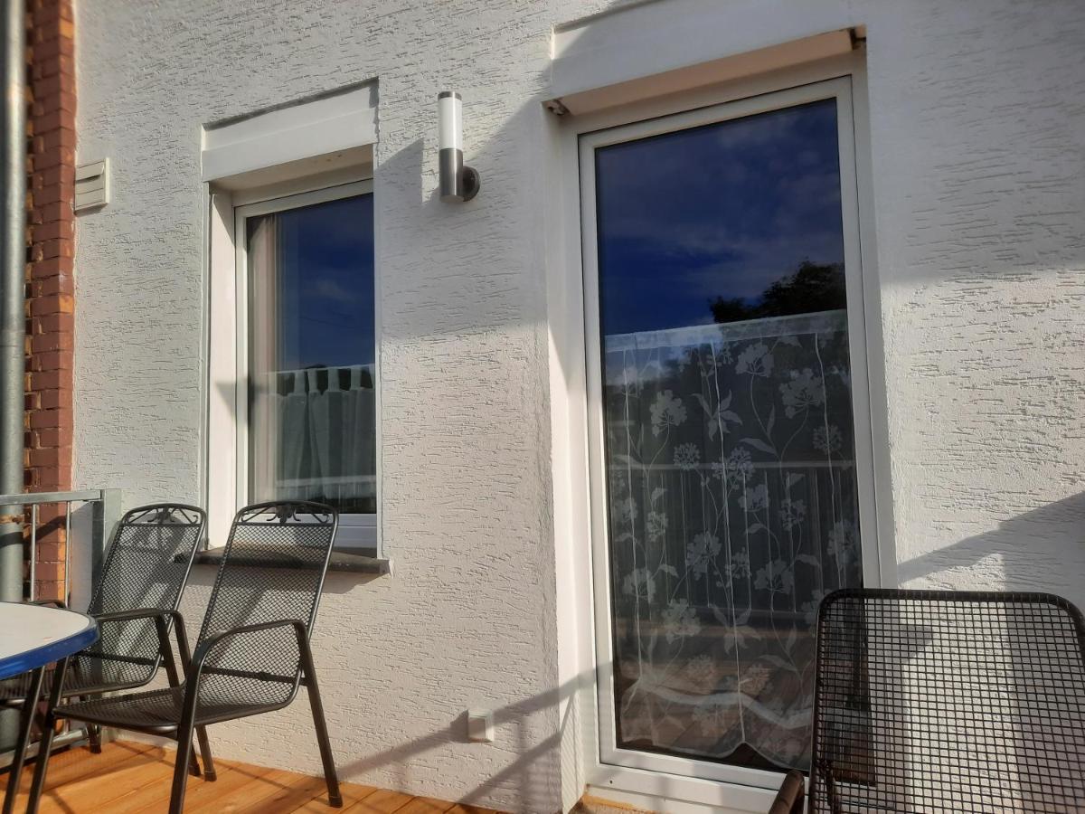 Exklusive Wohnoase mit 3 Schlafzimmern und großem Balkon in toller Lage von Melsungen Exterior foto