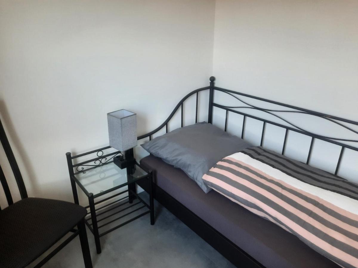 Exklusive Wohnoase mit 3 Schlafzimmern und großem Balkon in toller Lage von Melsungen Exterior foto