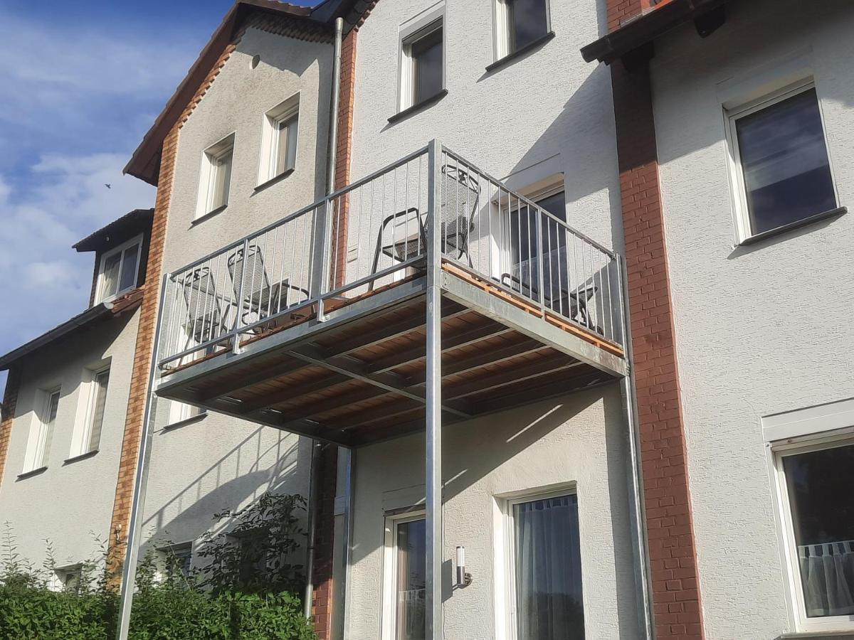 Exklusive Wohnoase mit 3 Schlafzimmern und großem Balkon in toller Lage von Melsungen Exterior foto