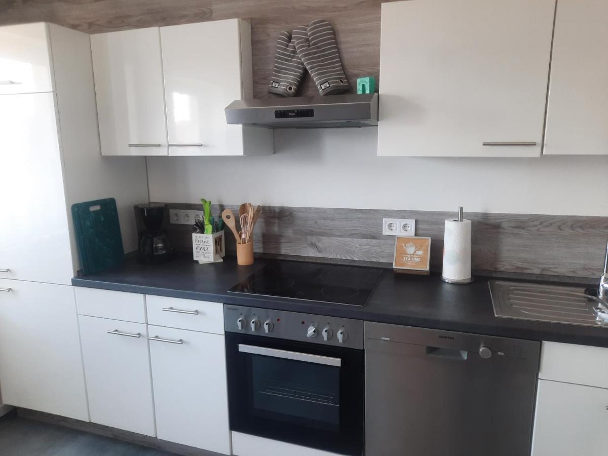 Exklusive Wohnoase mit 3 Schlafzimmern und großem Balkon in toller Lage von Melsungen Exterior foto